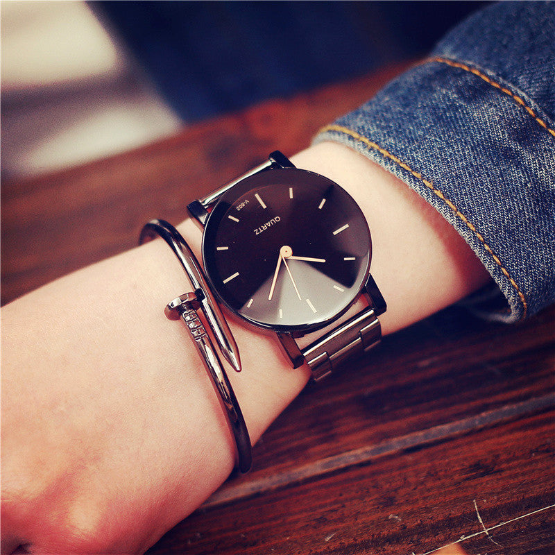 Student fashion trend couple watch