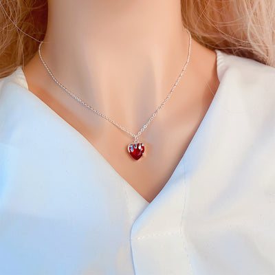 Women's Fashion Casual Heart-shaped Zircon Pendant Necklace